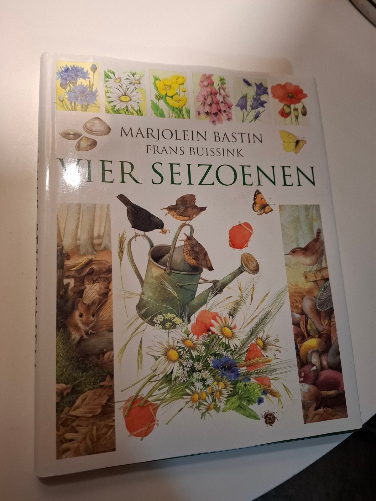 Marjolein Bastin - Vier Seizoenen Natuurboek, Ophalen of Verzenden, Gelezen, Natuur algemeen, Marjolein Bastin, Frans Buissink