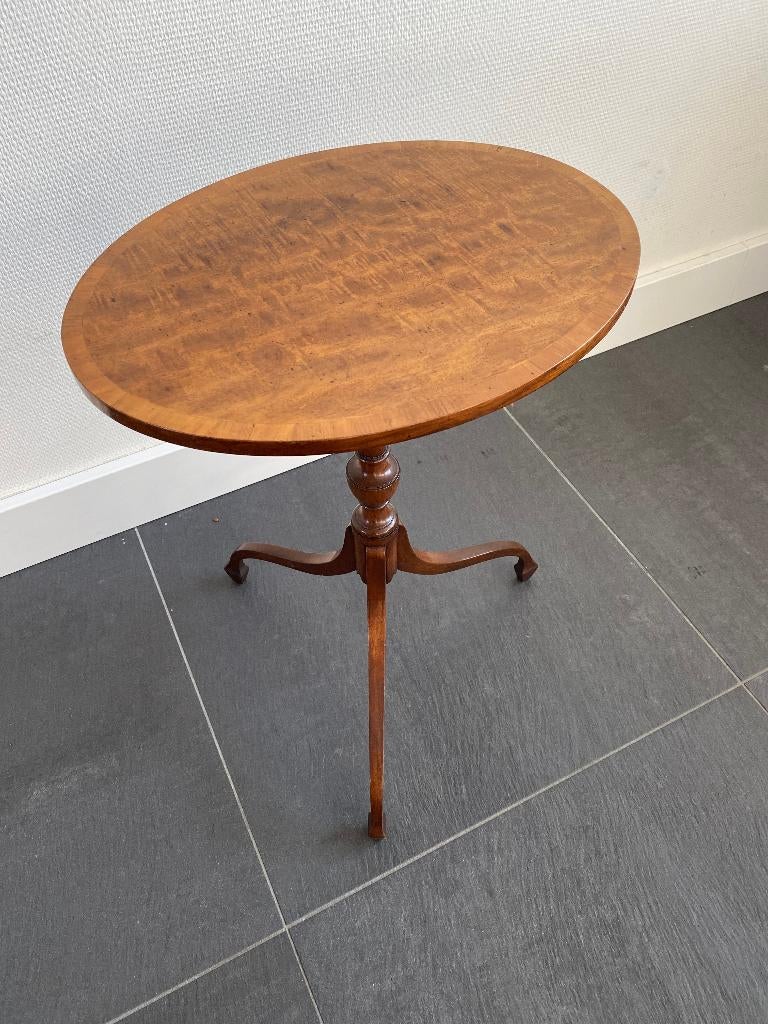 Arthur Brett & Sons for Pander Exclusive ovalen tafeltje, Antiek en Kunst, Ophalen