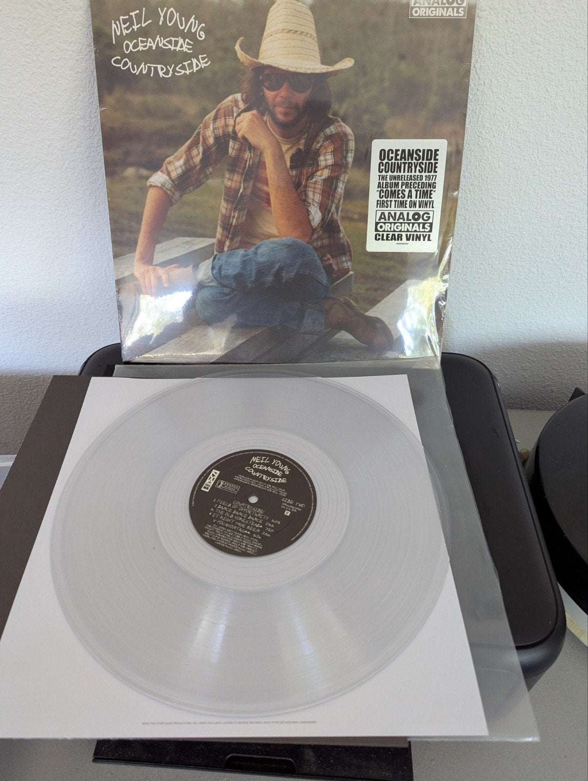 Neil Young - Oceanside Countryside ( clear vinyl), LP, Pop, Zo goed als nieuw, 12 inch