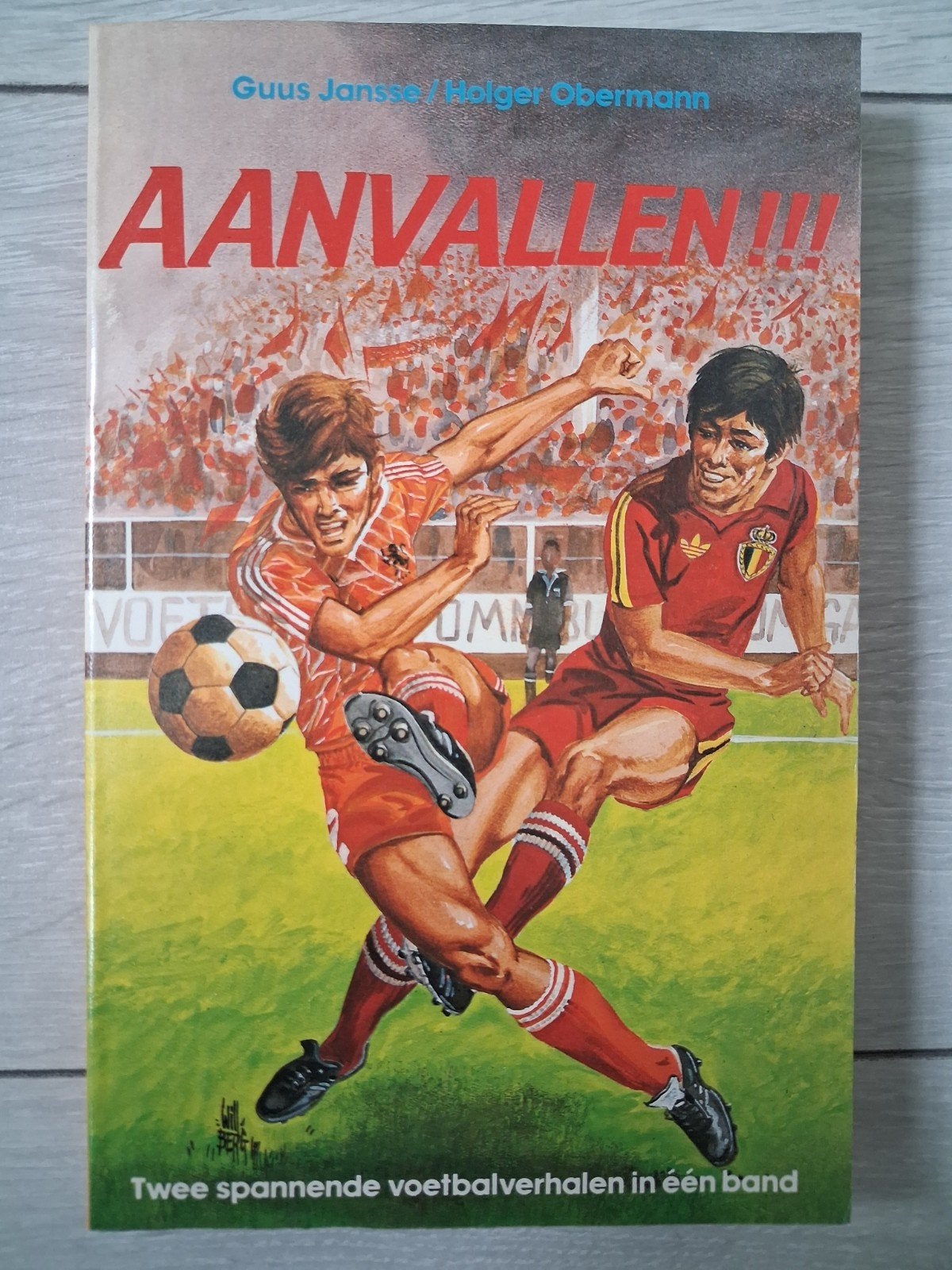 Aanvallen!!! - Twee spannende voetbalverhalen in één band, Ophalen of Verzenden, Gelezen, Guus Jansse, Holger Obermann, Balsport