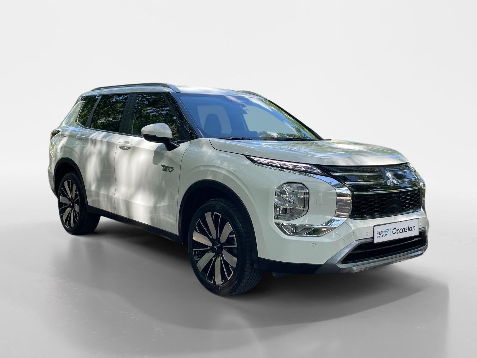 Mitsubishi Outlander 2.4 PHEV First Edition | NAVI | 4X4 | Y, Auto's, Automaat, 12 maanden, 4 cilinders, Wit