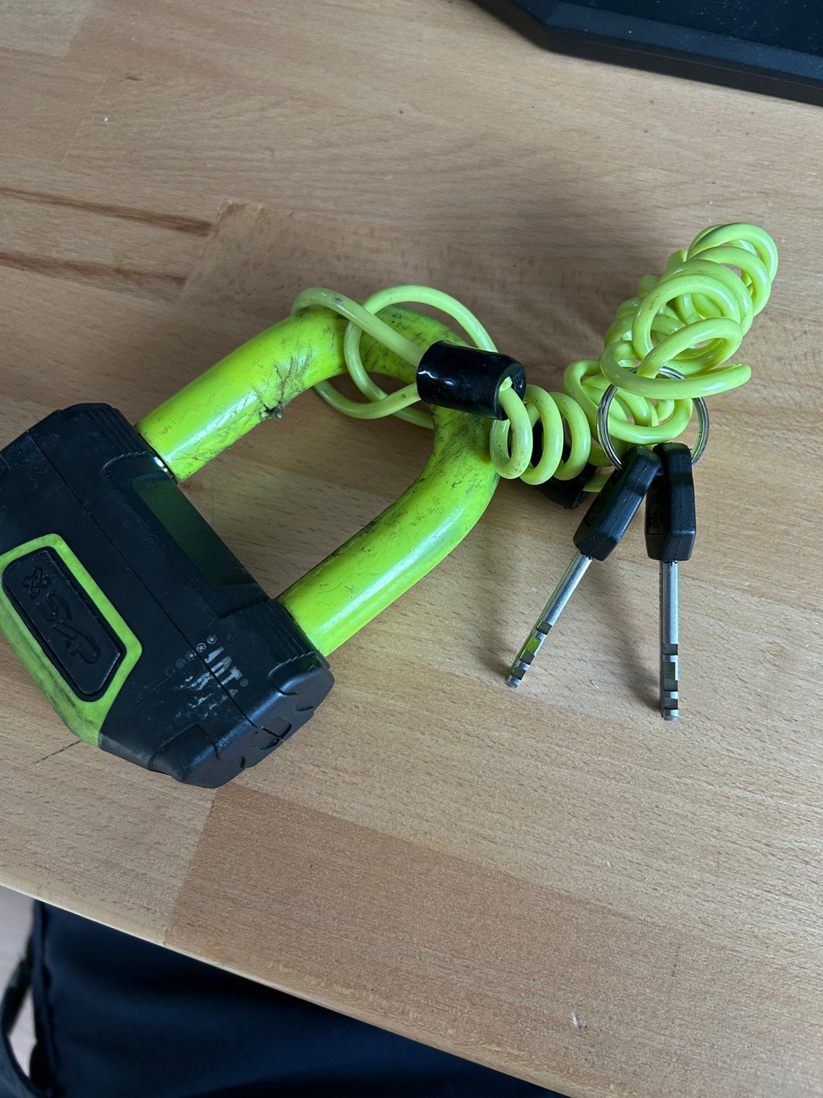Goed Art 4 remschijfslot, Motoren, Accessoires | Sloten, Ophalen of Verzenden, Gebruikt