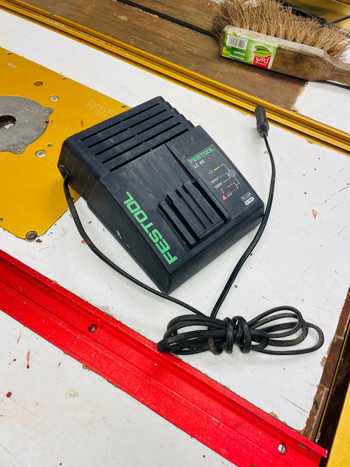 Festool LC 45 Oplader voor Ni-Cd/Ni-MH Accu's, Doe-het-zelf en Verbouw, Gereedschap | Overige machines, Ophalen of Verzenden, Gebruikt