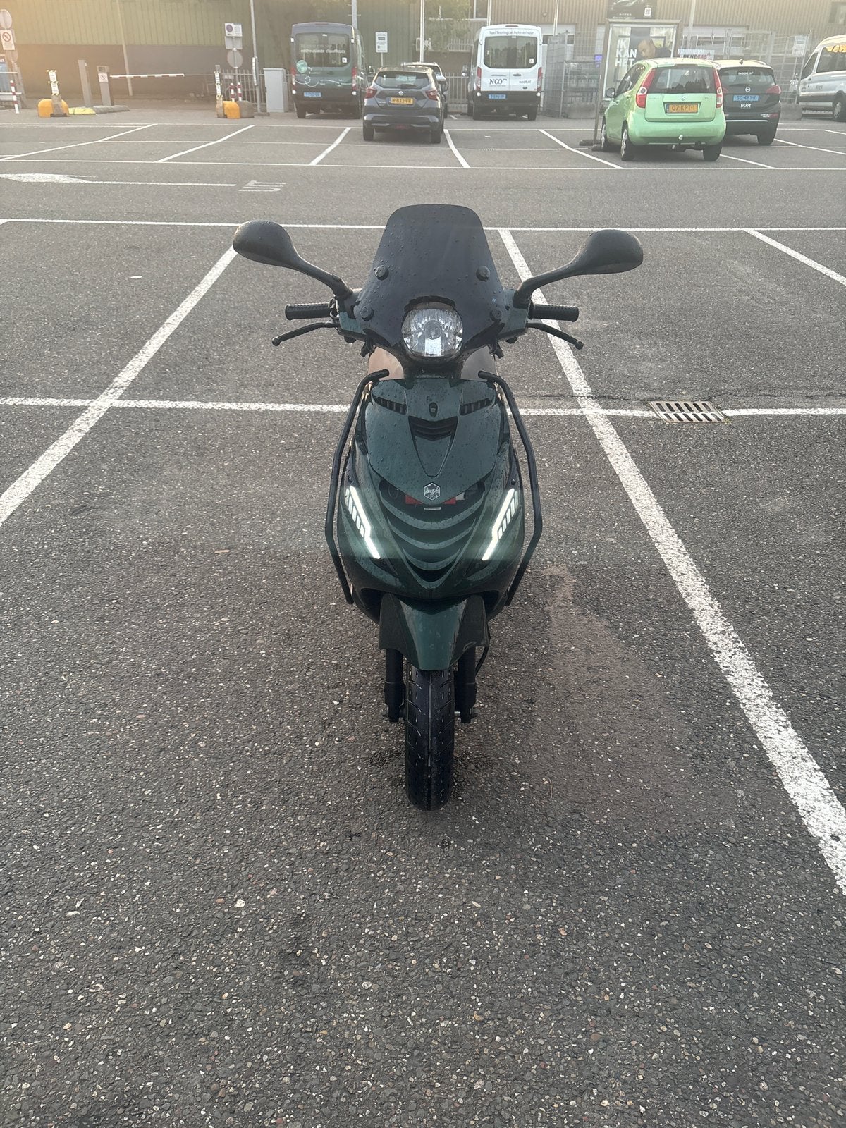 Zip 50cc iget 2025, Fietsen en Brommers, Ophalen, Maximaal 45 km/u, Zip, Zo goed als nieuw