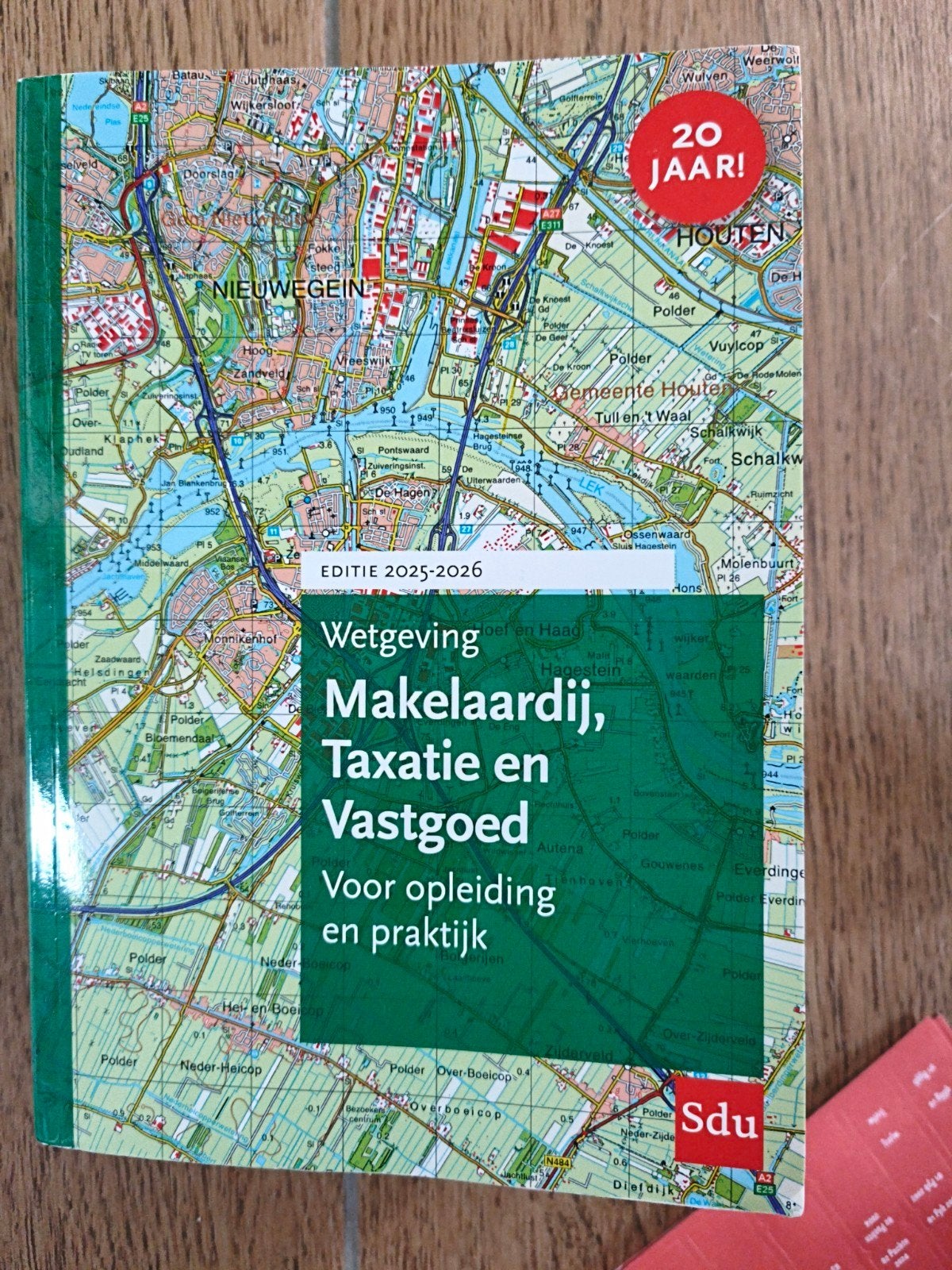 Wetgeving Makelaardij, Taxatie en Vastgoed, Ophalen of Verzenden, Zo goed als nieuw
