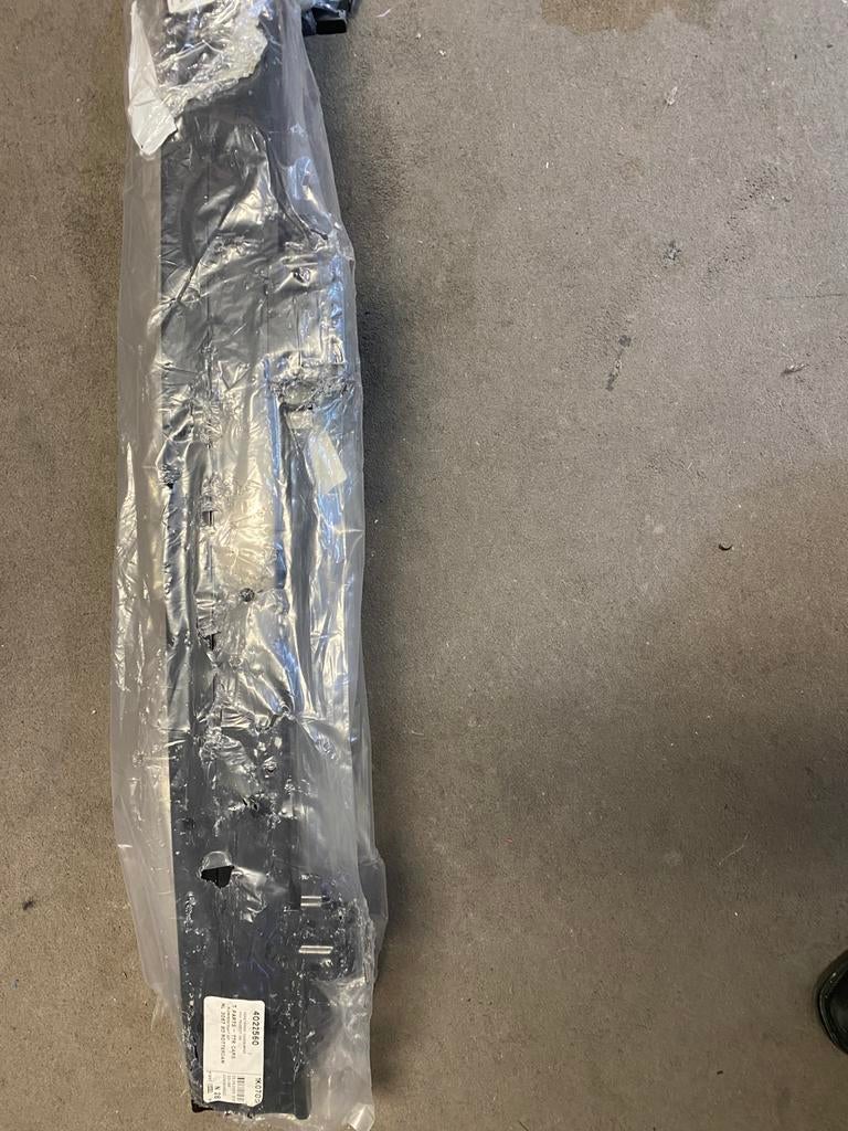 Bumper verstevigingsbalk voor peugeot 108 nieuw, Voor, Nieuw, Ophalen of Verzenden, Toyota