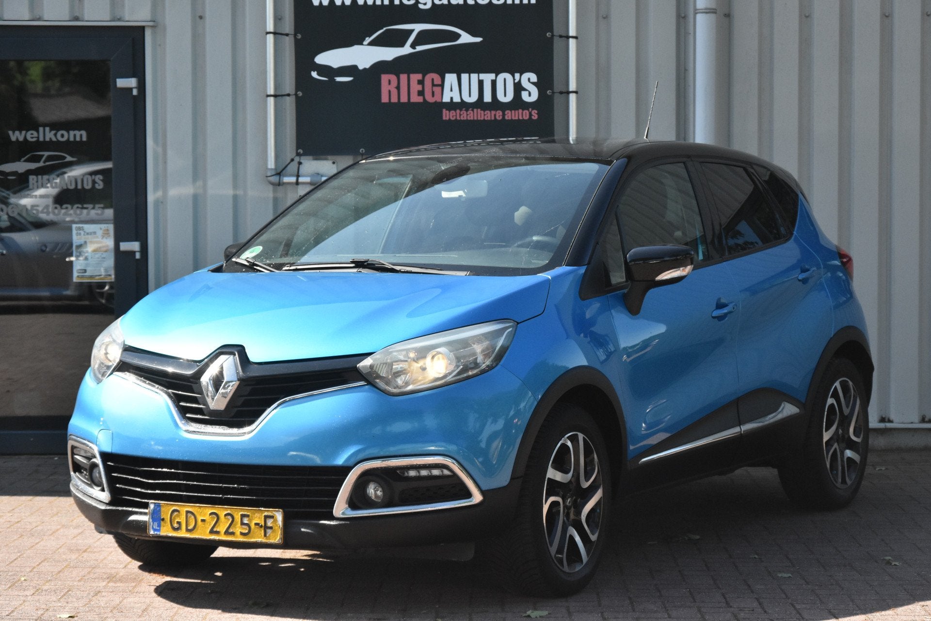 Renault Captur 0.9 TCe Dynamique – 2015 | Origineel Nederl, Auto's, Voorwielaandrijving, Gebruikt, Start-stop-systeem, Blauw