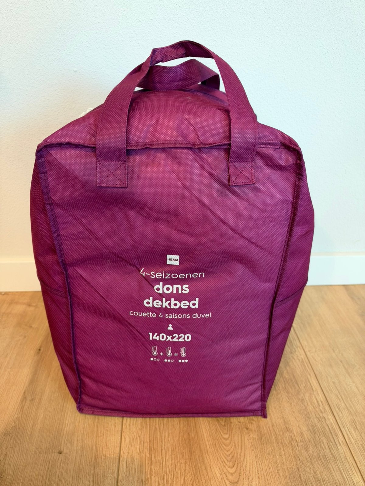 Dekbed dons hema 4 seizoenen 140x220 zo goed als nieuw, Ophalen, Wit, Tweepersoons, Deken of Dekbed
