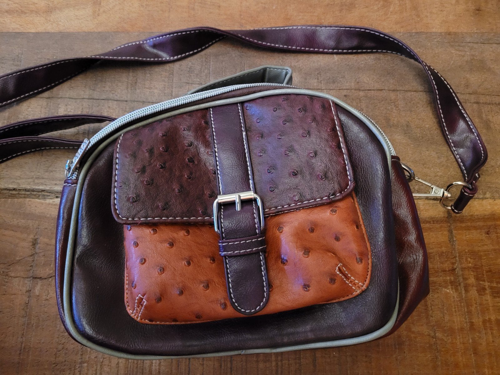 Nieuw Loulou Essentiels Schoudertasje - Bordeauxrood, Ophalen of Verzenden, Nieuw, Bruin, Schoudertasje
