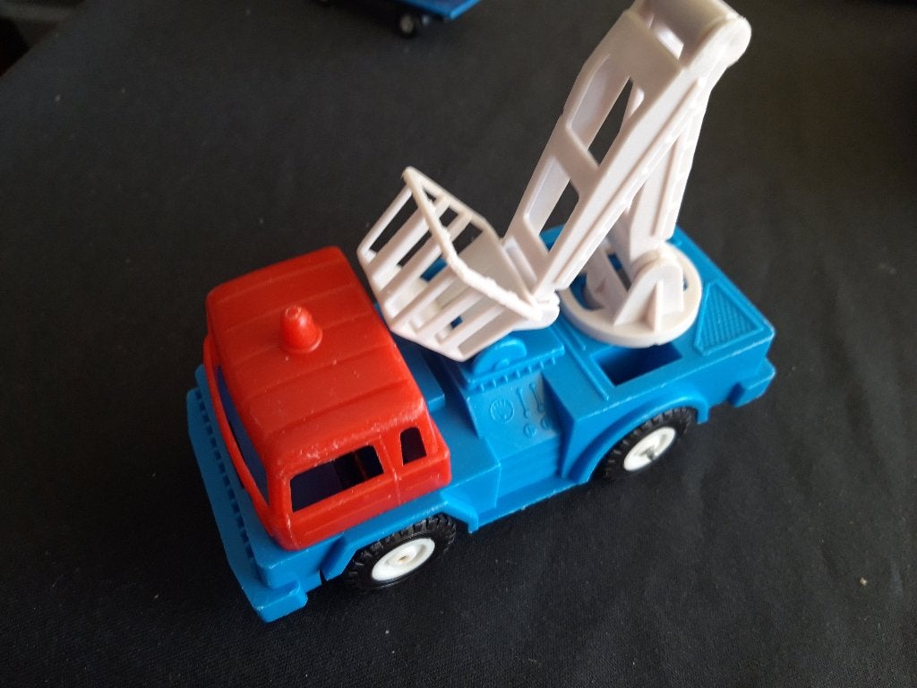 Mercedes – OUD SPEELGOED - hoogwerker van plastic jaren 60, Ophalen of Verzenden, Zo goed als nieuw, Bus of Vrachtwagen