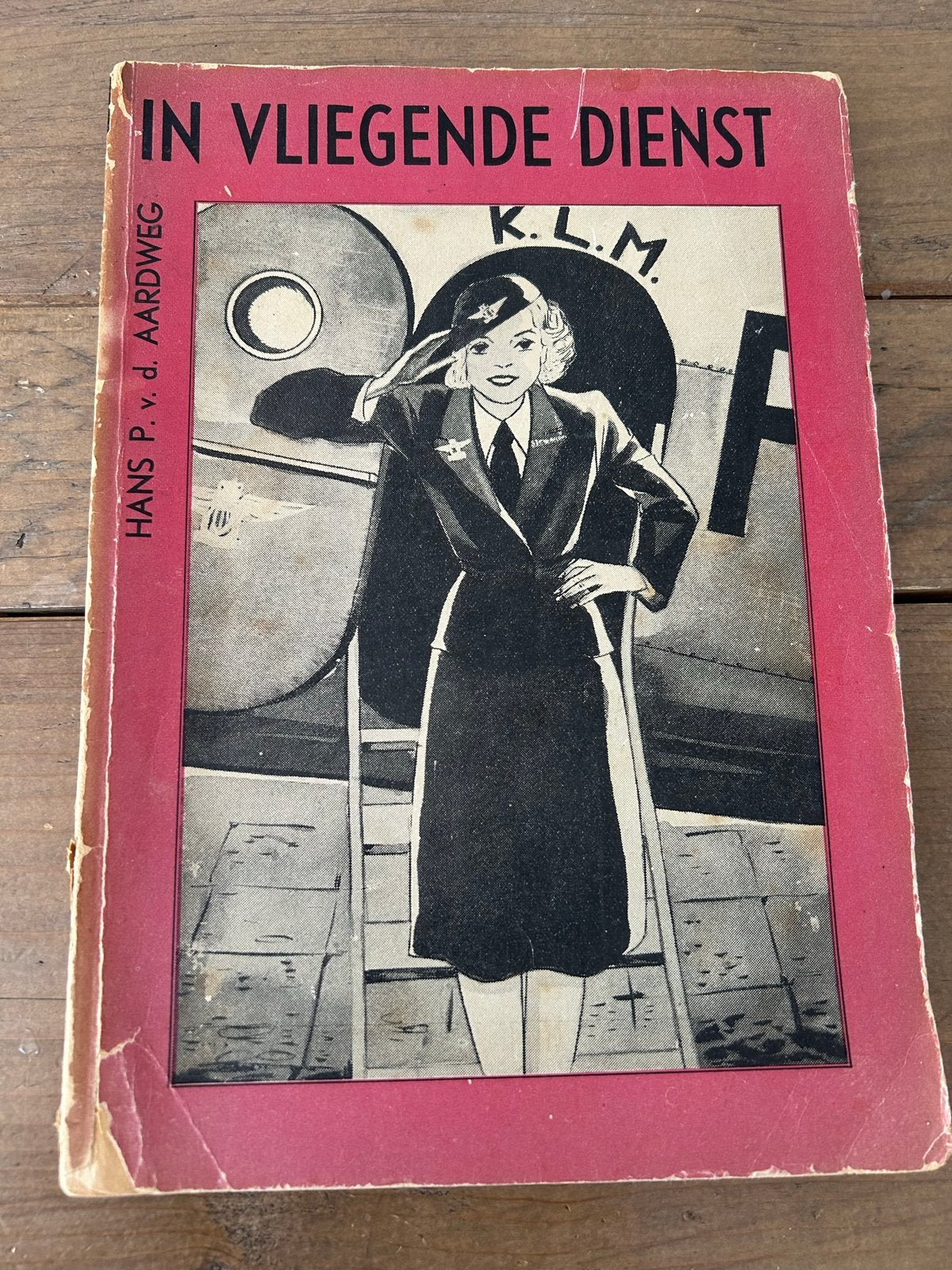 Vintage Meisjesboek nr 47: In Vliegende Dienst KLM stewardes, Ophalen of Verzenden, Gebruikt, Boek of Tijdschrift