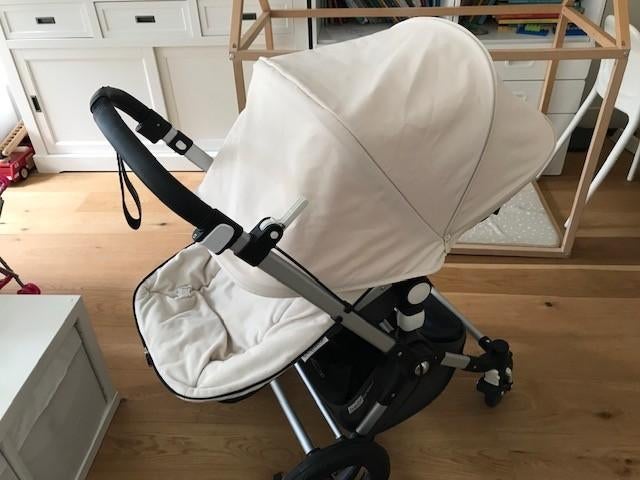 Bugaboo met toebehoren!, Kinderen en Baby's, Buggy's, Zo goed als nieuw, Verstelbare rugleuning, Zonnekap, Ophalen