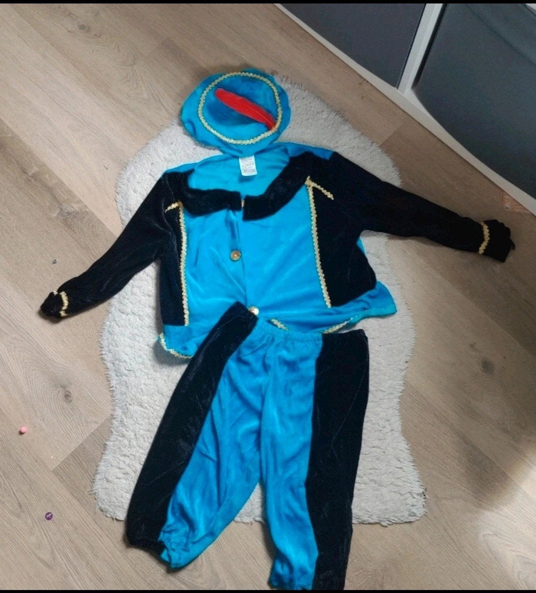 Nieuw Pietenpak voor kinderen -6-8 jaar), Ophalen of Verzenden