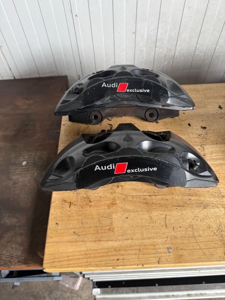 Audi remklauwen en remschijven 350 mm akabono, Ophalen, Gebruikt, Audi