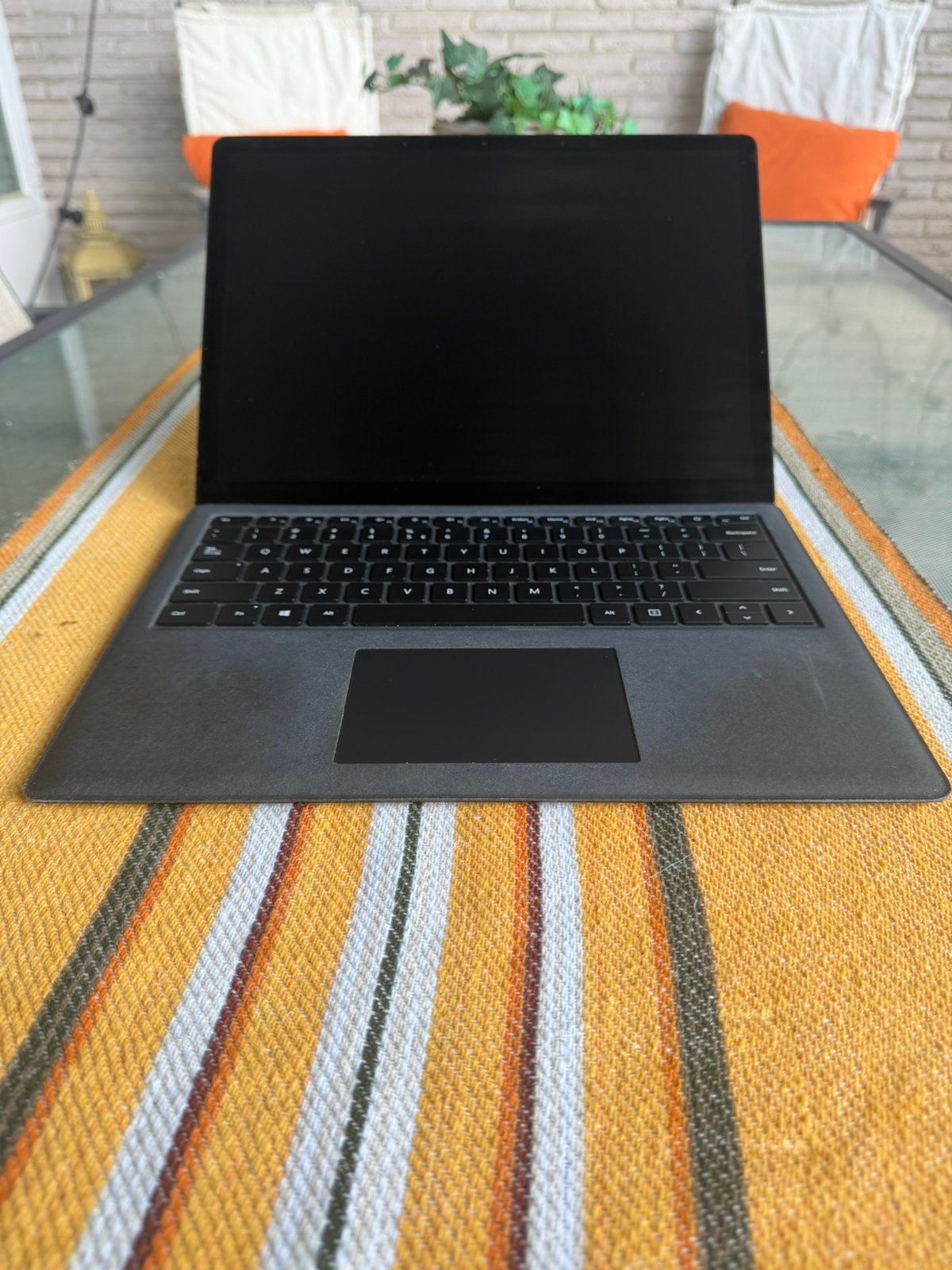 Microsoft Surface Laptop 2, Ophalen of Verzenden, Zo goed als nieuw, 13 inch, 2 tot 3 Ghz
