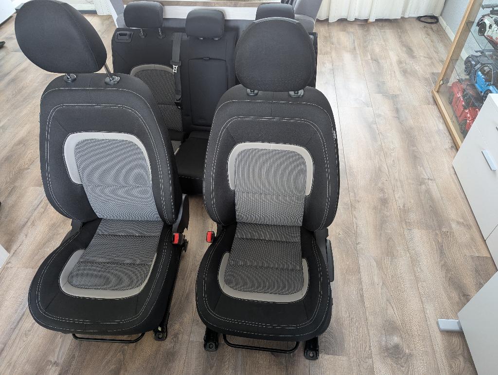 complete kia ceed bekledings set 2014, Ophalen, Gebruikt, Kia