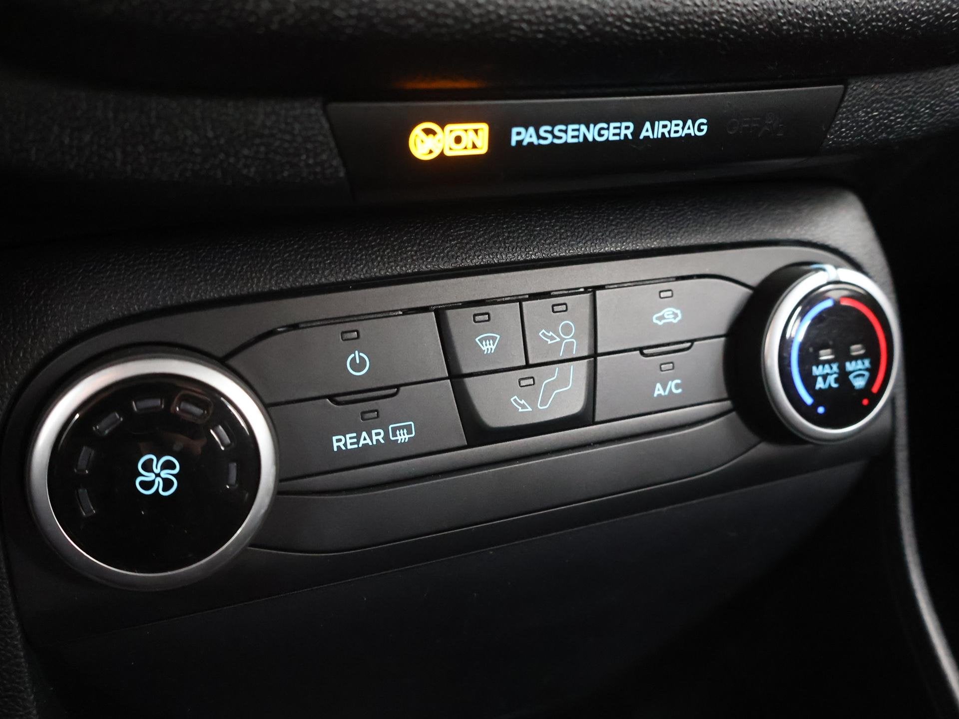 Foto 19 van Ford Fiesta 1.0 EcoBoost Connected | Cruise Control | Airco