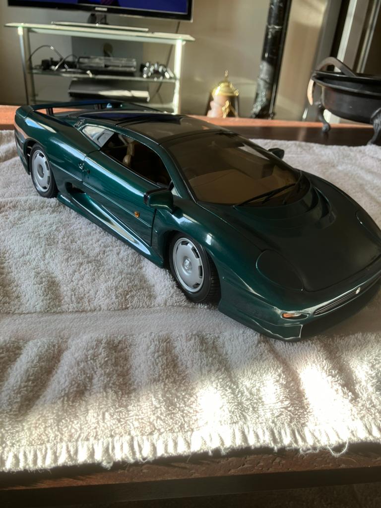 Jaguar XJ220 1:12, Ophalen of Verzenden, Zo goed als nieuw, Auto