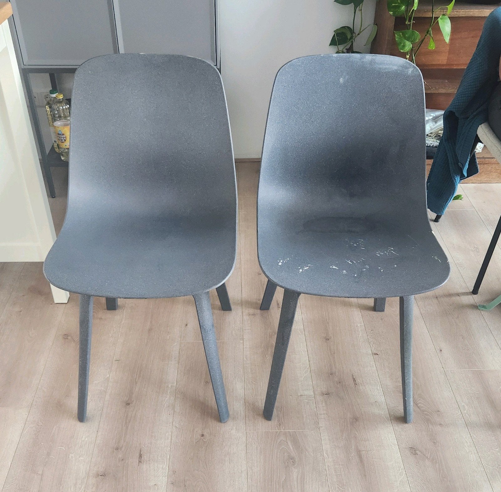 Set of 2 IKEA chairs, Ophalen, 75 m² of meer, Laminaat