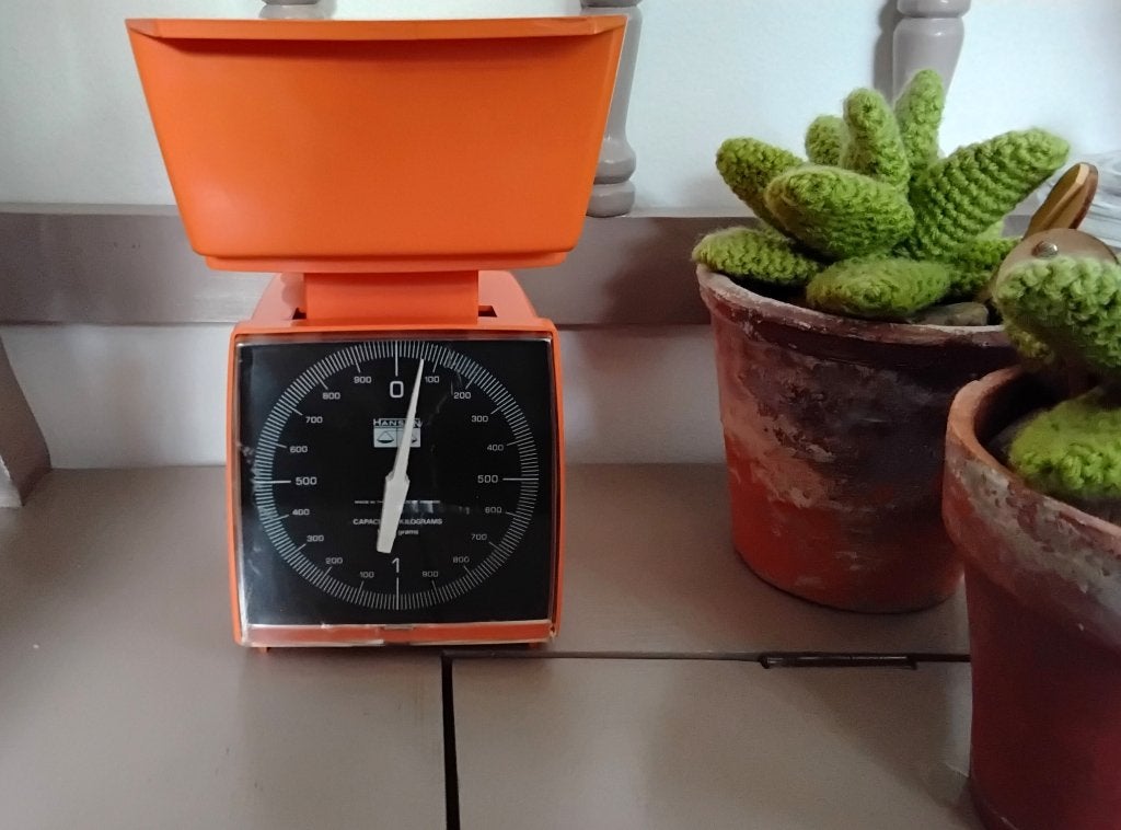 Retro - vintage - Hanson oranje keukenweegschaal - jaren 70, Kunststof, Ophalen of Verzenden, Overige merken, Oranje