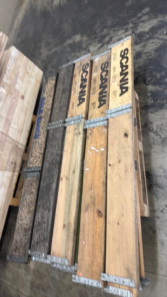Palletombouw, Ophalen, Zo goed als nieuw, Minder dan 180 cm, Palen