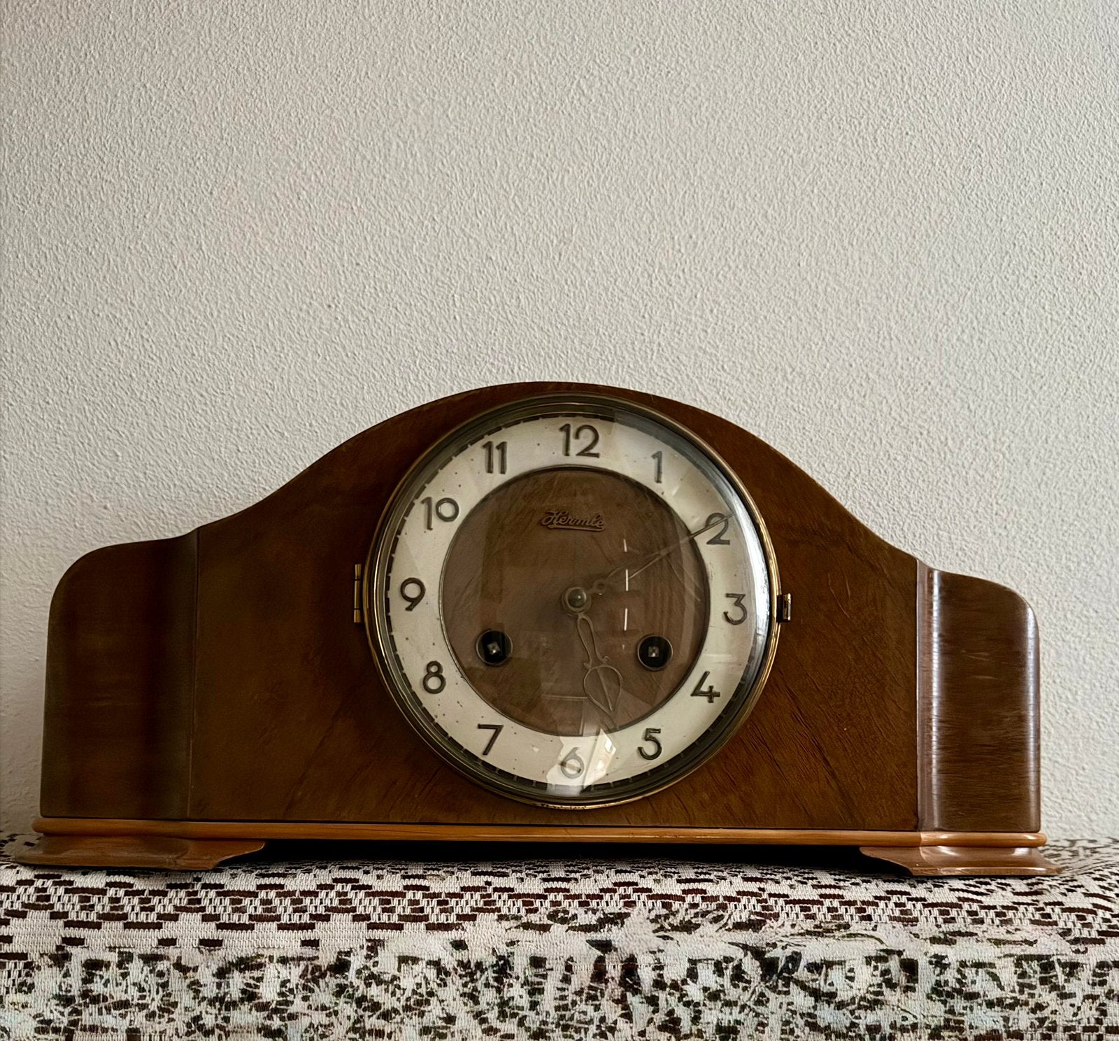 Hermle schouwklok/pendule jaren 50, Antiek en Kunst, Antiek | Klokken, Ophalen of Verzenden