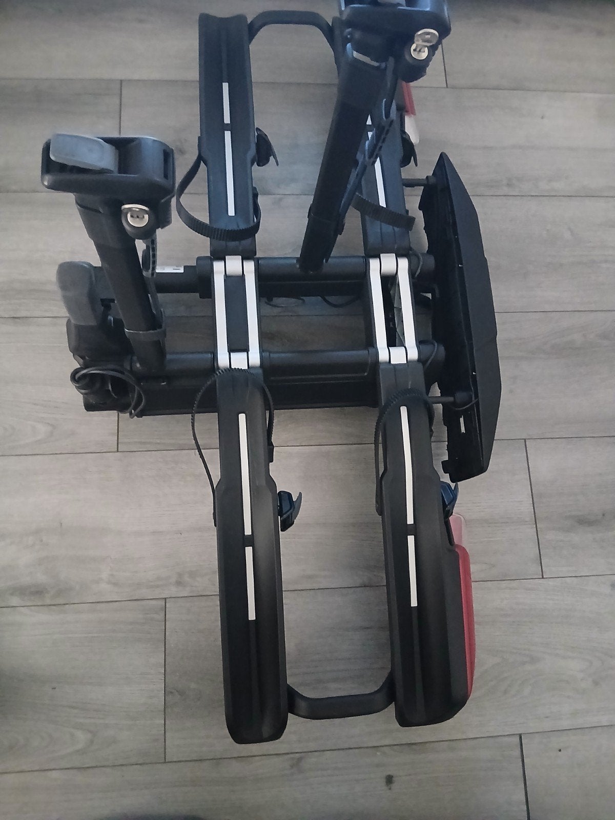 THULE Fietsendrager - Ideaal voor achter op de auto, Ophalen, 2 fietsen, Gebruikt, Trekhaakdrager
