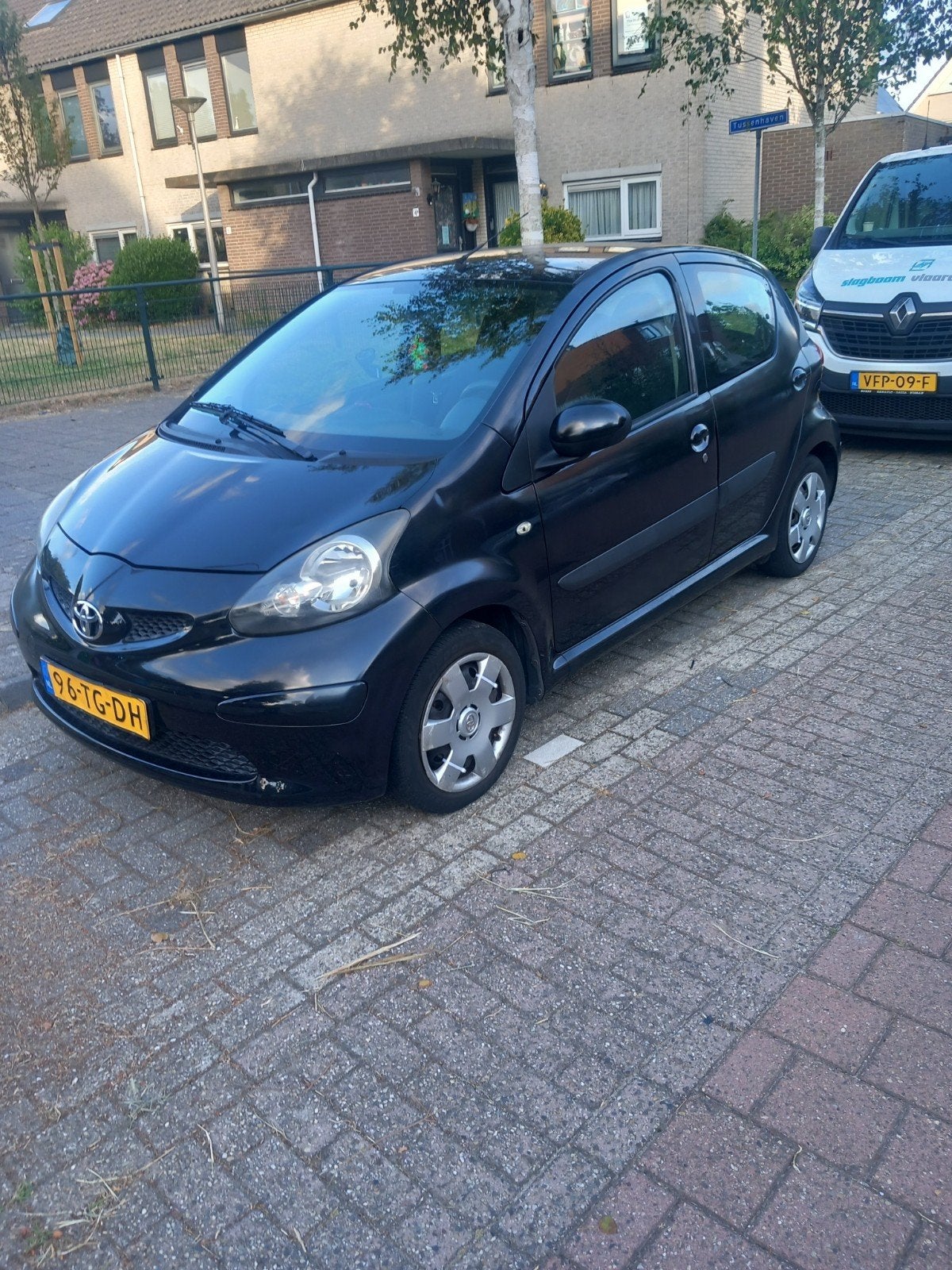 Toyota Aygo 1.0 12V Vvt-i 5DRS 2006 Zwart, Auto's, Toyota, Voorwielaandrijving, 4 stoelen, Origineel Nederlands, Handgeschakeld