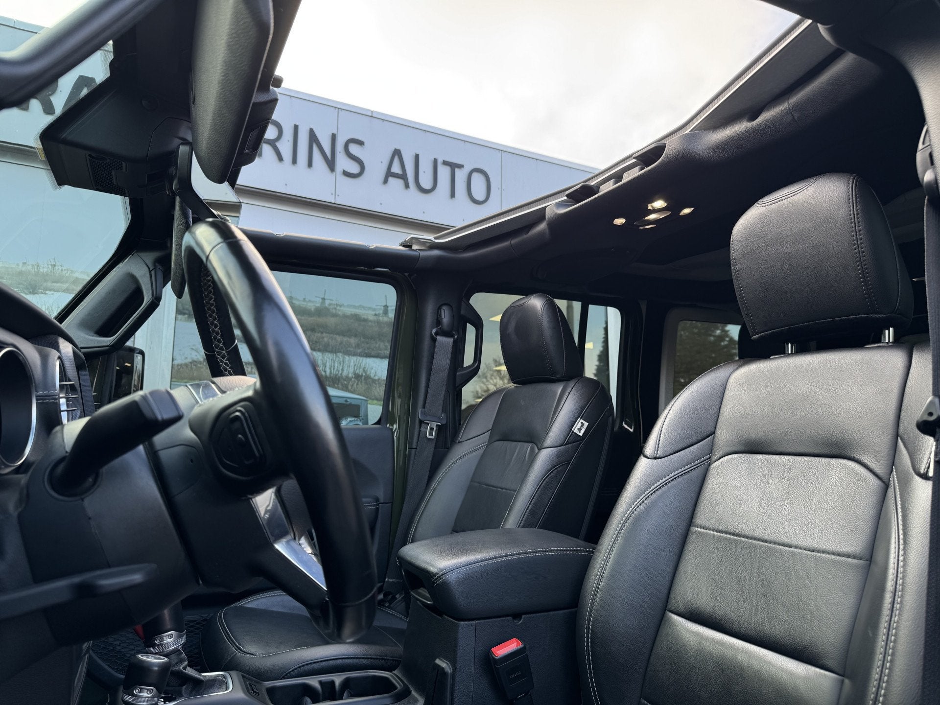 Jeep Wrangler Unlimited 4xe 380 80th Anniversary |SARGE GREE, Auto's, Zwart, 4 cilinders, Cabriolet, 2248 kg