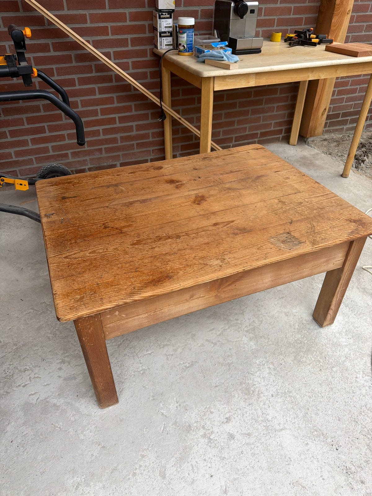Robuuste houten tafel - grenen 105x76x48, Ophalen
