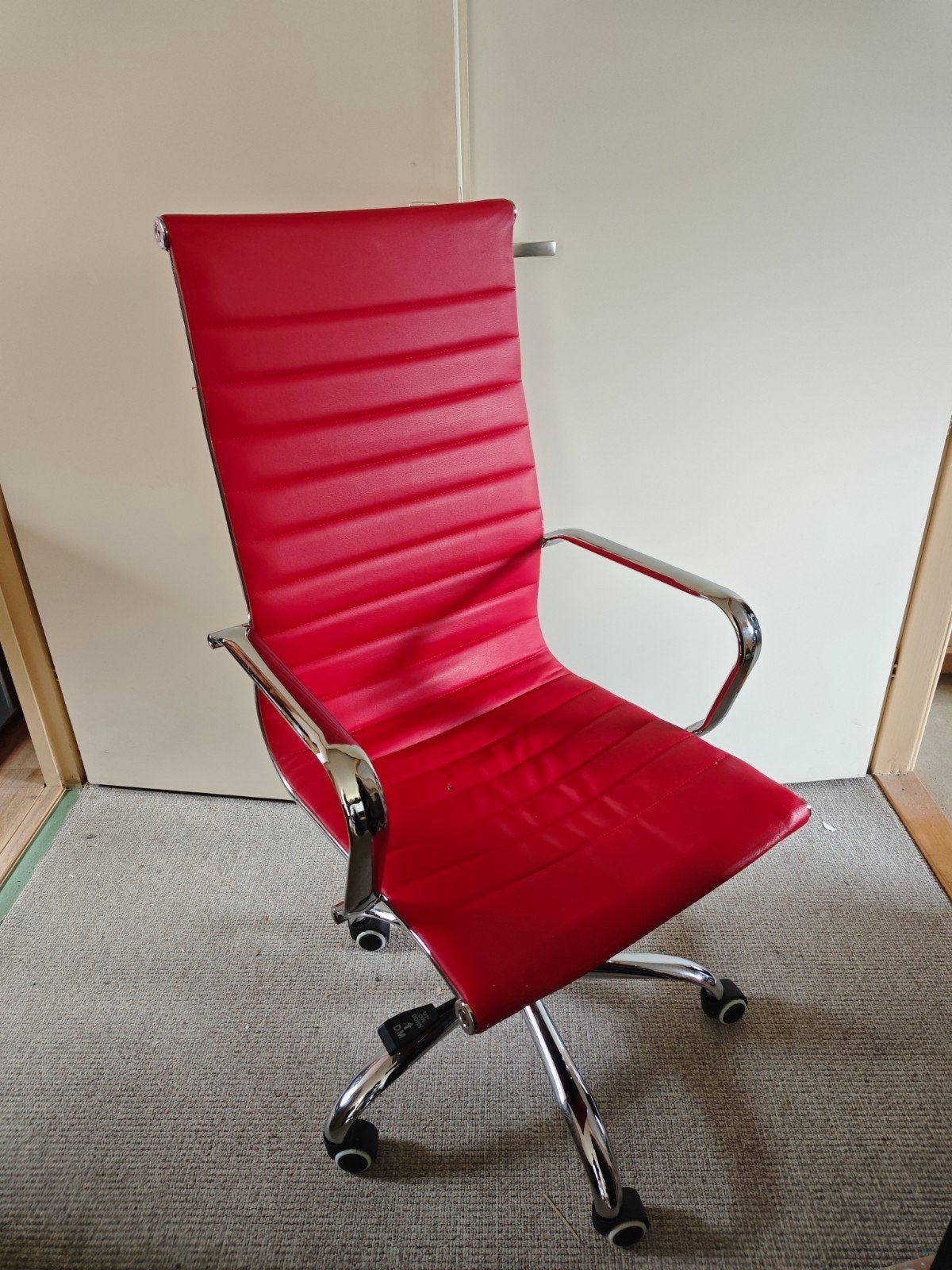Rode Bureaustoel met Chromen Frame - Gebruikt, Ophalen, Gebruikt, Rood, Bureaustoel