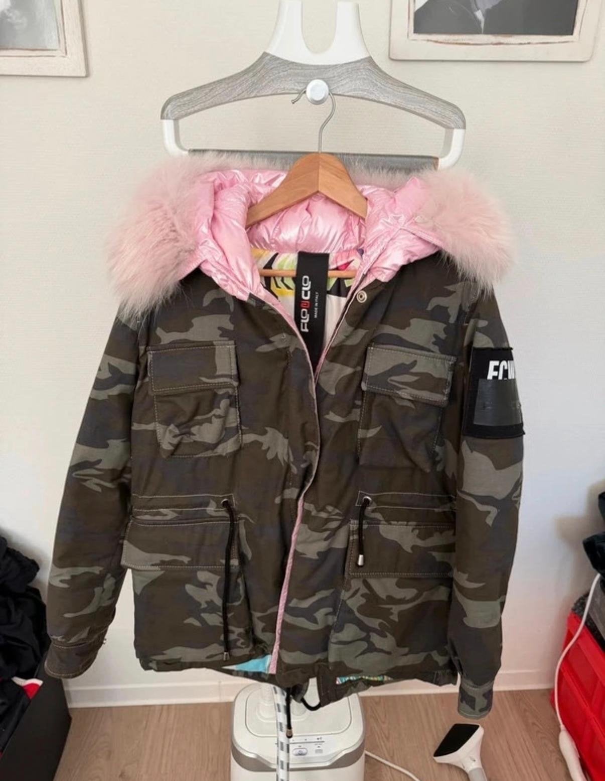 Flo&Clo winterjas camouflage met echt lichtroze bont, Ophalen of Verzenden, Nieuw, Maat 42/44 (L), Groen