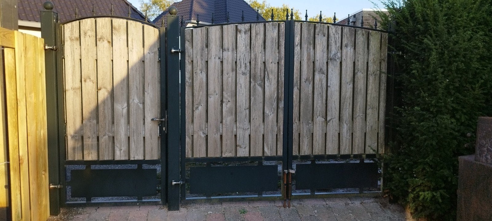 Robuuste degelijke Poort (tuin/oprit), Tuin en Terras, Tuinpoorten, Ophalen, Gebruikt, 200 cm of meer, IJzer