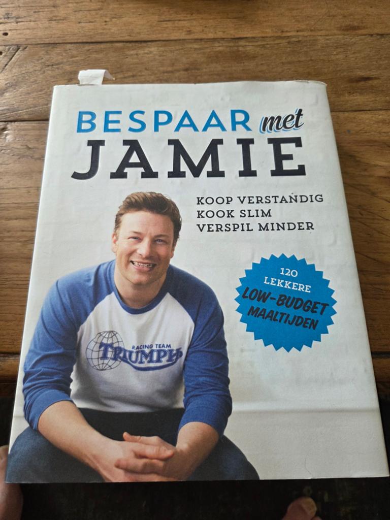 Jamie Oliver - Bespaar met Jamie, Boeken, Kookboeken, Ophalen of Verzenden, Zo goed als nieuw, Jamie Oliver, Gezond koken