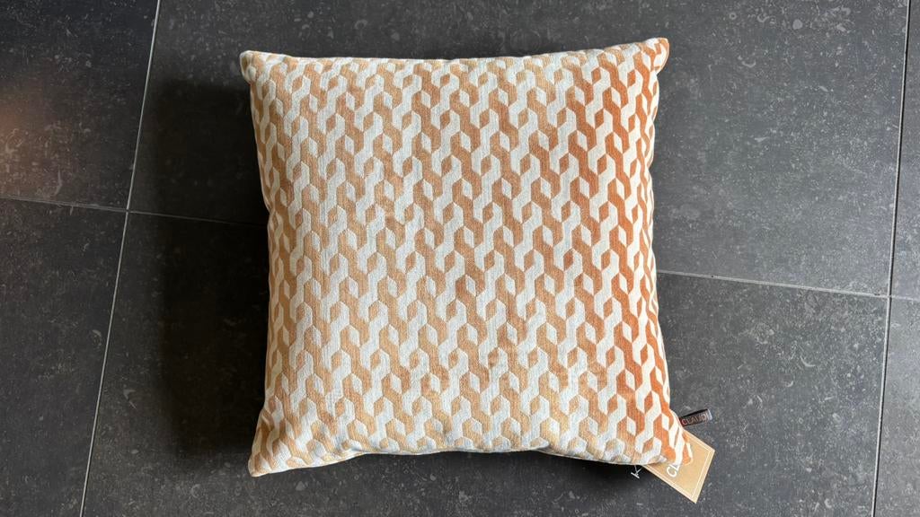 Claudi sierkussen nieuw! Dionne 45x45 cm rust, Ophalen of Verzenden, Zo goed als nieuw, Vierkant