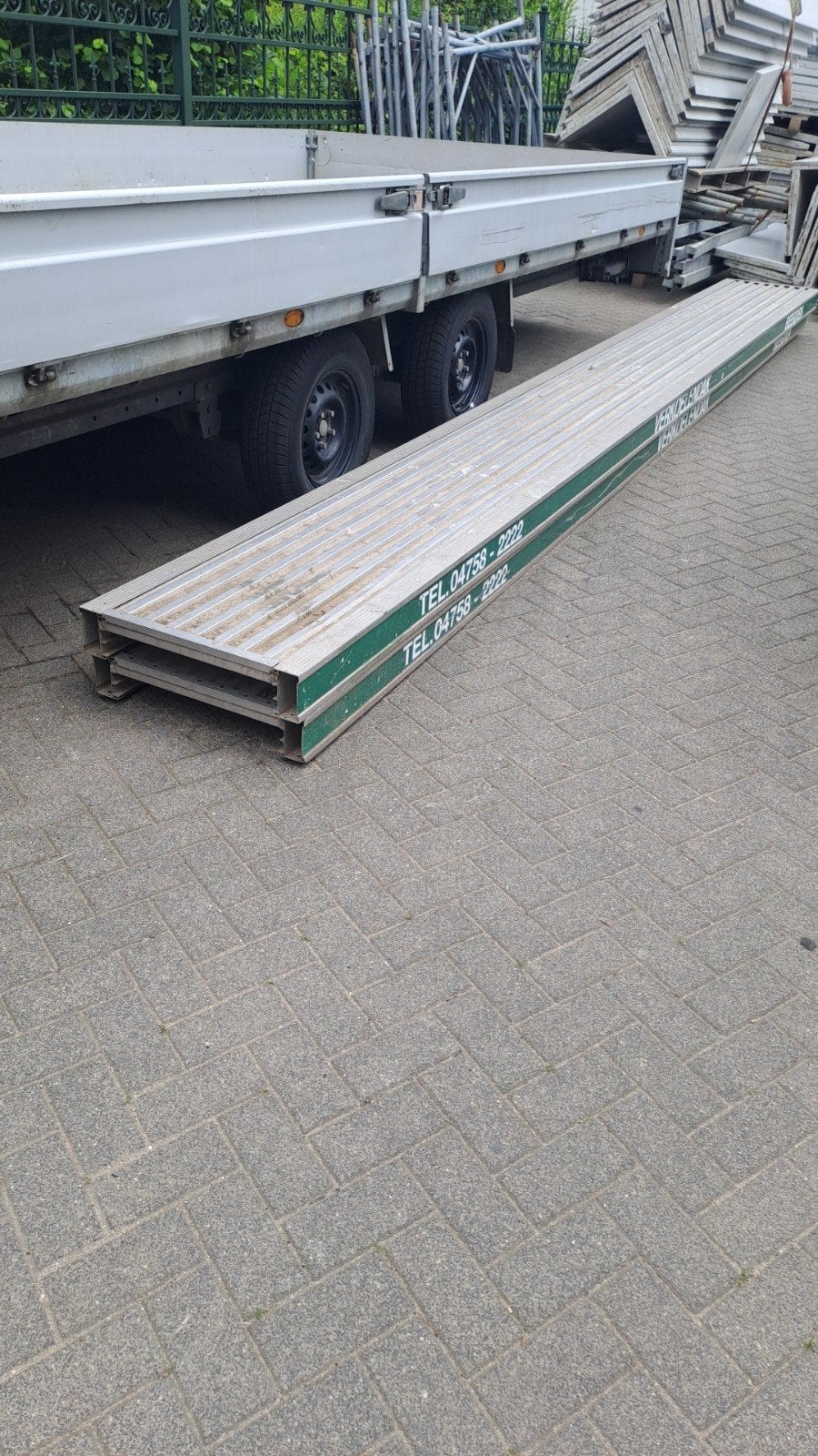 Aluminium loopbrug 6.1m x 60cm 2 stuks, Ophalen, Gebruikt