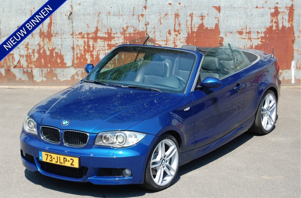 BMW 125I Cabrio / M Sport / Handbak / Leder / Xenon / 2009, Auto's, 1-Serie, Achterwielaandrijving, Gebruikt, Zwart