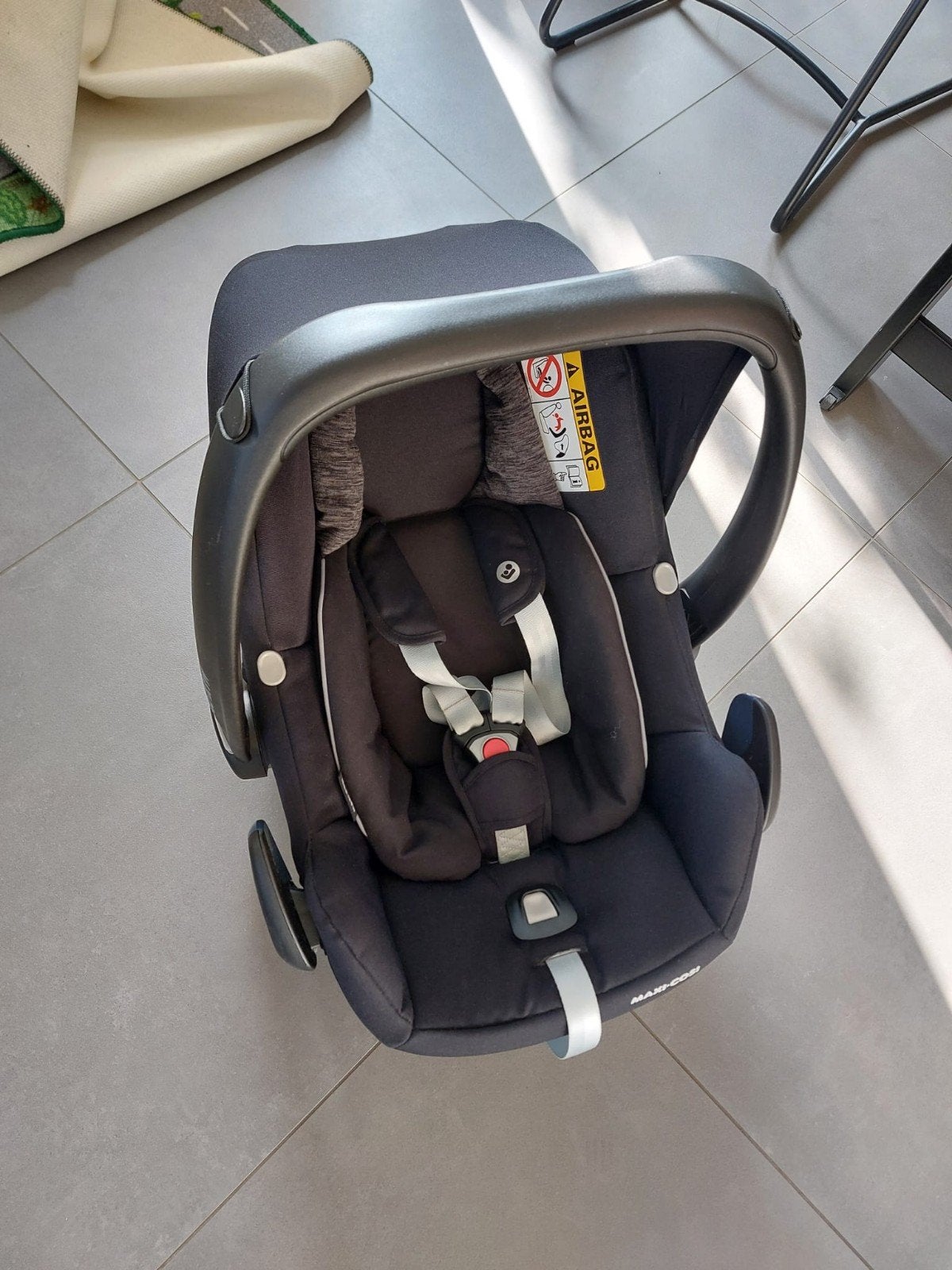Maxi-Cosi autostoel (maxi cosi rock essential black)  - Zo g, Ophalen, Autogordel, Zijbescherming, Zo goed als nieuw