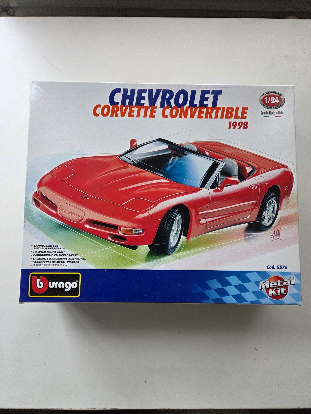 Burago metalkit zelfbouw. Chevrolet corvette convertible, Auto, Groter dan 1:32, Zo goed als nieuw, Ophalen