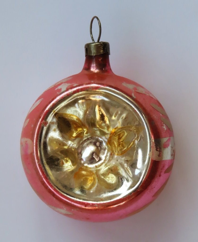 Oude Kerstbal: Deukbal met 2 deuken ( Roze, witte takken ), Diversen, Ophalen of Verzenden