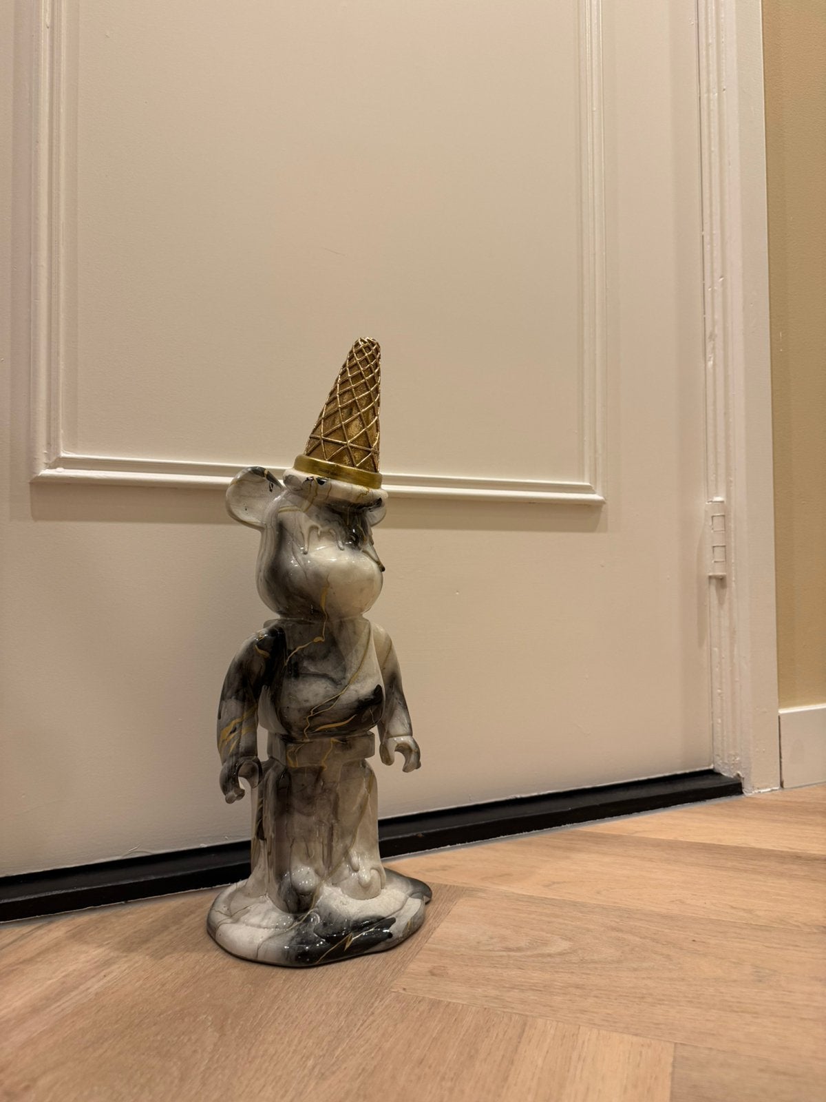 Decoratief Object Icebear wit marmer looking met goud., Ophalen of Verzenden, Nieuw, Overige typen