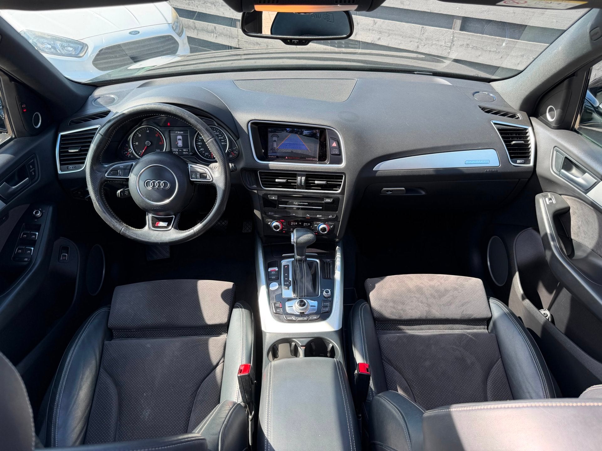 Audi Q5 3.0 TDI quattro S Line I Pano I Trekhaak I B&O I Mem, Auto's, Audi, Automaat, Gebruikt, Q5, Zwart