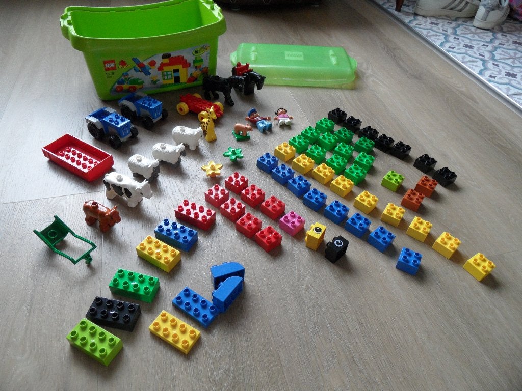 Partij Lego Duplo in originele bak, blokken, dieren, tractor, Ophalen of Verzenden, Gebruikt, Duplo