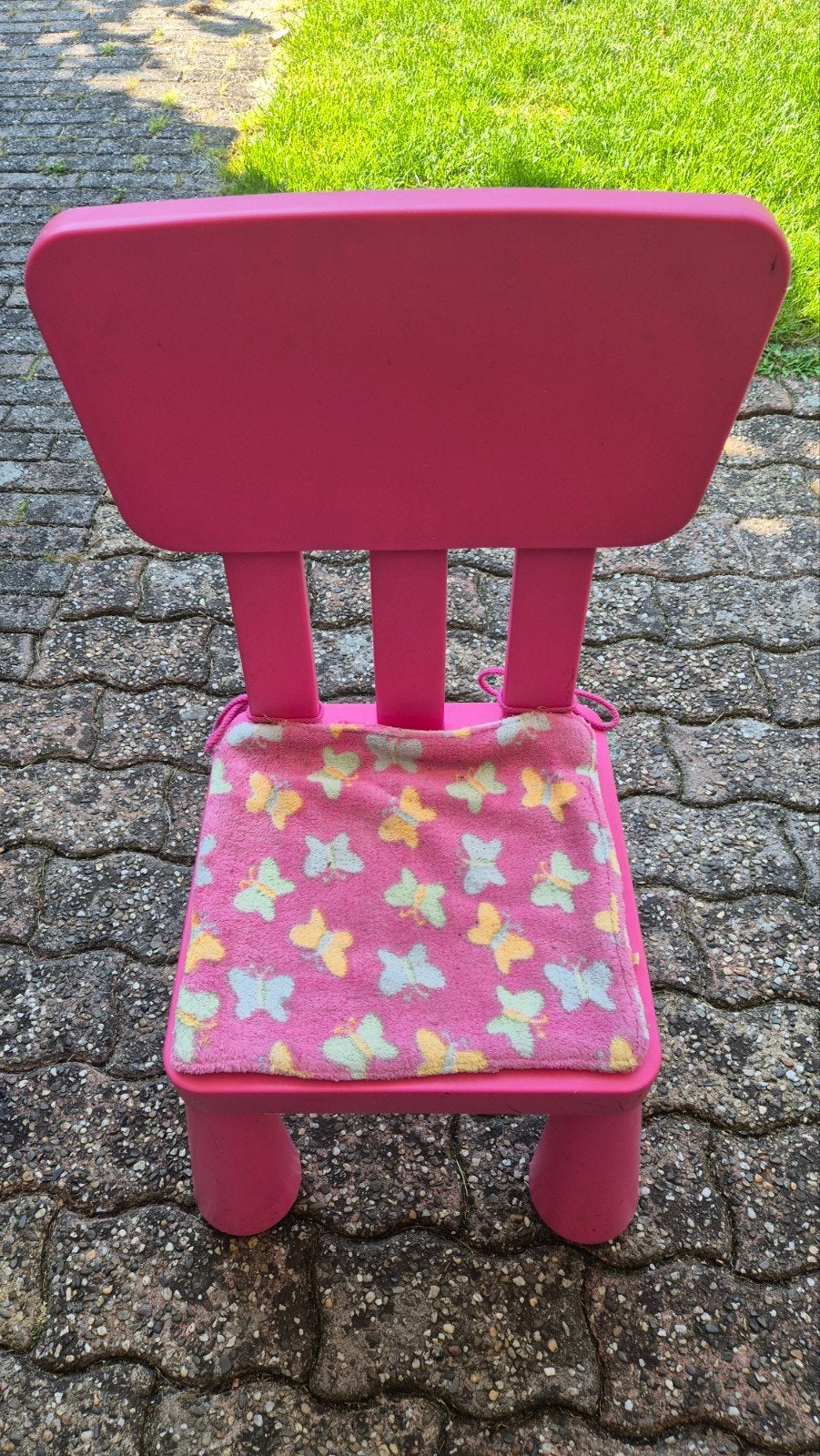 Roze kinderstoel met vlinderkussen, Kinderen en Baby's, Ophalen, Gebruikt, Stoel(en)