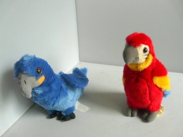 WWF 1986 # 2 papegaaien - blauw en rood, Verzamelen, Ophalen of Verzenden, Zo goed als nieuw
