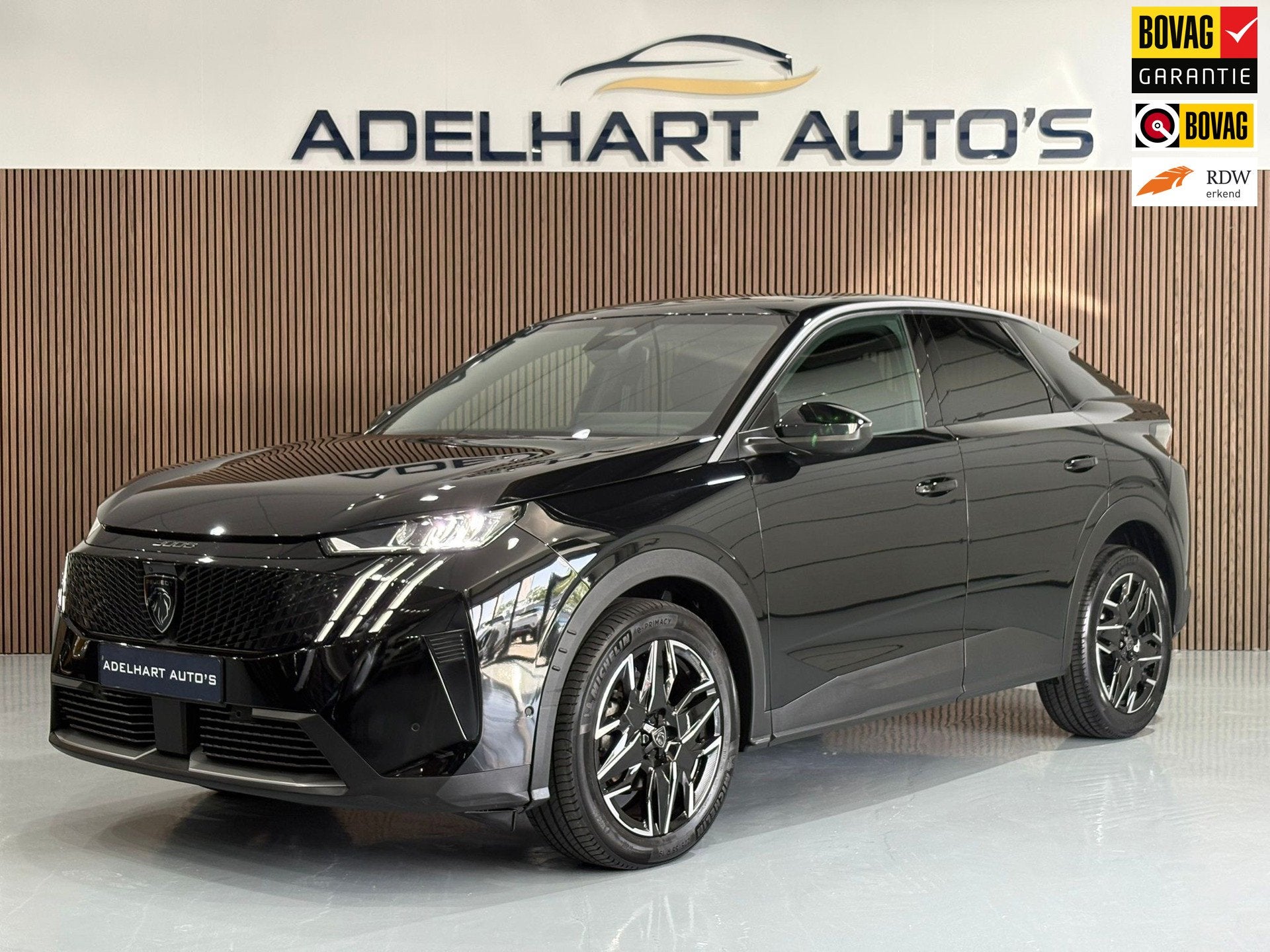 Peugeot 3008 1.2 Hybrid 145 Allure Nieuw model Automaat / Na, 145 pk, Gebruikt, 1199 cc, Zwart
