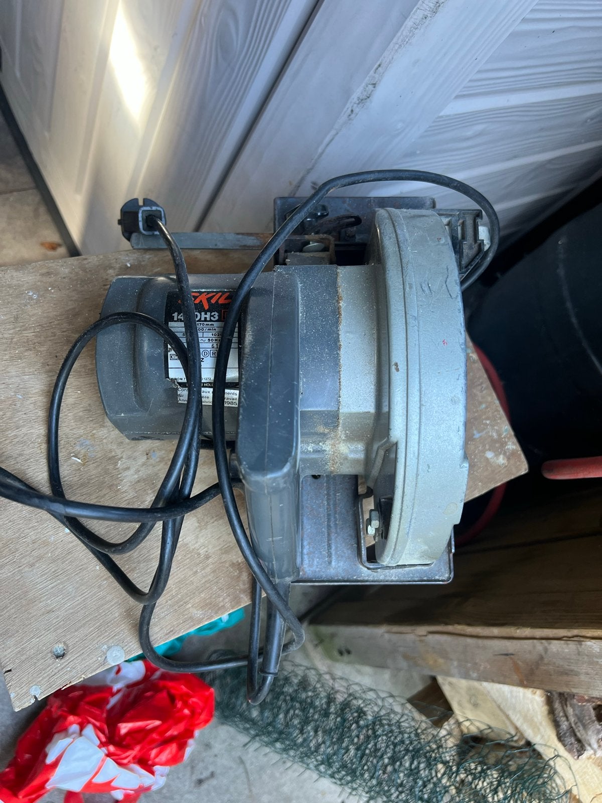 Skil 1410H3 Cirkelzaag - Robuust en Betrouwbaar, Gebruikt, Cirkelzaag, 600 tot 1200 watt, Ophalen of Verzenden