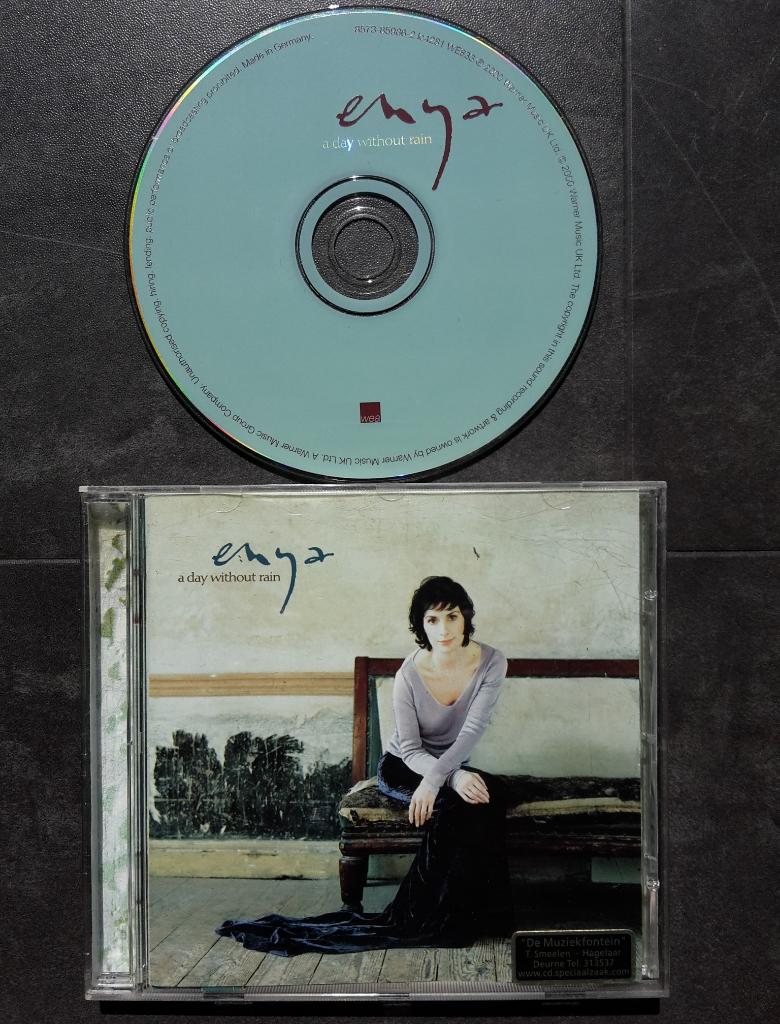 CD - Enya - A day Without Rain - Album, Ophalen of Verzenden, Zo goed als nieuw