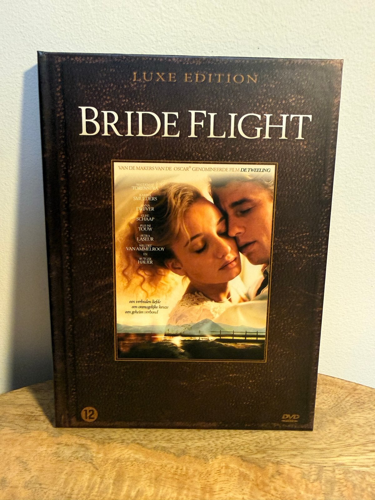 Bride Flight (2008) DVD Luxe Edition Digibook (met Fotoboek), Cd's en Dvd's, Bonusmateriaal, Historisch of Kostuumdrama, Nederlands