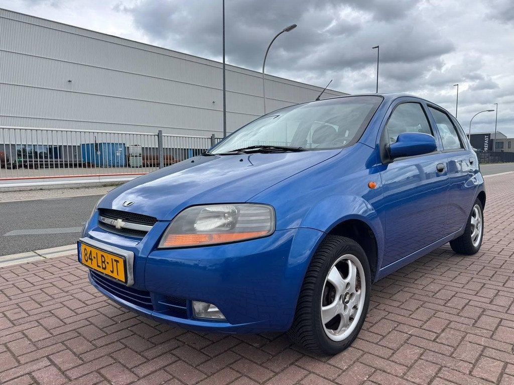 Daewoo Kalos 1.4 Class /Airco/Trekhaak/APK 28-12-2026!, Auto's, Daewoo, Stof, 4 cilinders, Origineel Nederlands, Bedrijf